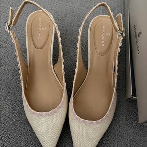 Bandolino Women's Cream Slingback Pointed-Kitten heel with Pink Trim